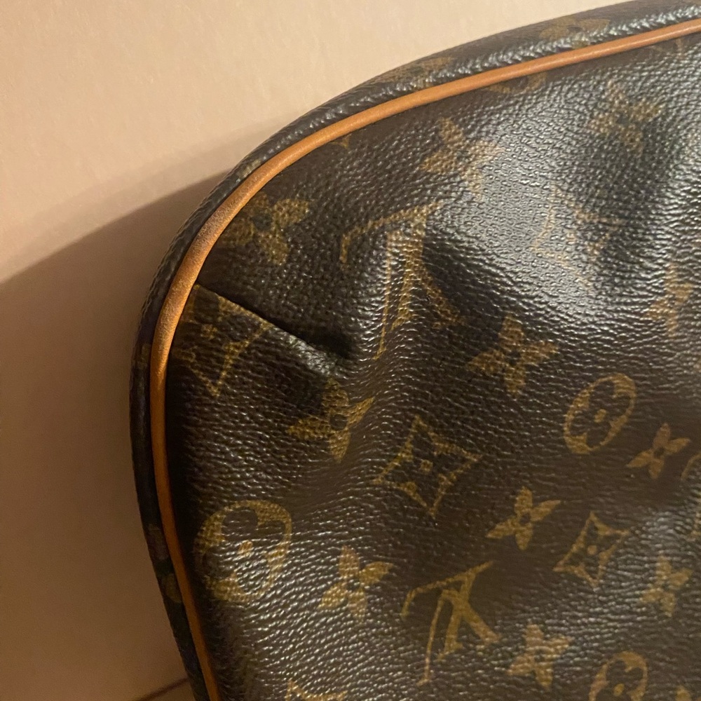 Louis Vuitton  Odeon Monogram Canvas Crossbody Bag - Picture 7 of 16